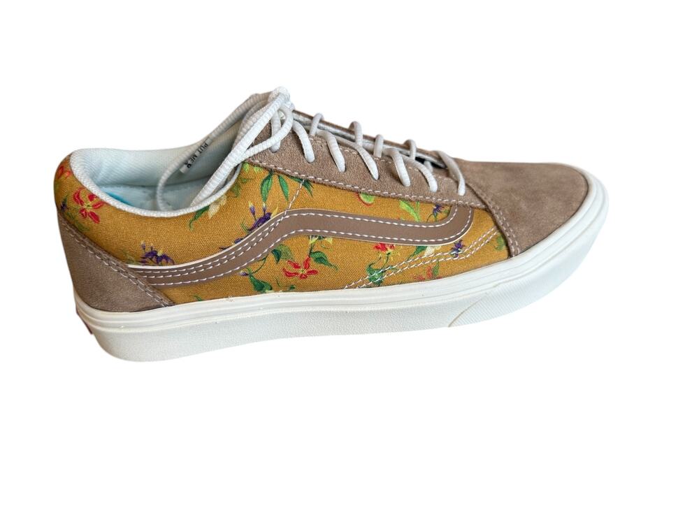 VANS Comfycush Old Skool Low Top Sneakers Golden Brown Fatal Floral 7